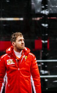 Colisão de Silverstone causou o ajuste do pescoço de Vettel