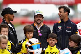 Ricciardo not denying $20m McLaren offer
