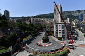 Daniel Ricciardo aus Australien fährt die Red Bull Racing RB14 TAG Heuer im Qualifying für den Formel-1-Grand-Prix von Monaco 2018 auf der Strecke.