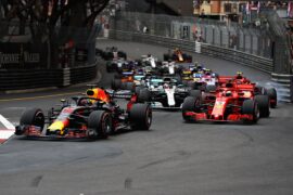 Daniel Ricciardo of Australia driving the Red Bull Racing RB14 TAG Heuer leads the field at the start during the Monaco Formula One Grand Prix at Circuit de Monaco on May 27, 2018 in Monte-Carlo, Monaco.