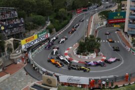 The start of the race at Formula One World Championship, Rd6, Monaco Grand Prix, Race, Monte-Carlo, Monaco, Sunday 27 May 2018.