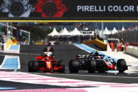 Magnussen plays down Ferrari rumour