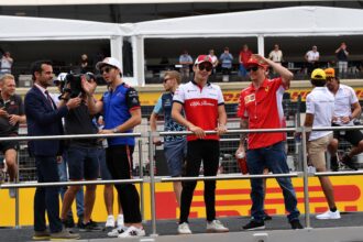 F1 paddock jest podekscytowany po kontrakcie z Hamiltonem
