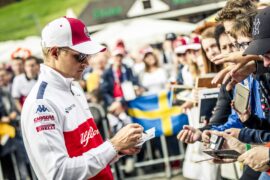 Marcus Ericsson (SWE) Alfa Romeo Sauber F1 Team signs autographs for the fans at Formula One World Championship, Rd9, Austrian Grand Prix, Preparations, Spielberg, Austria, Thursday 28 June 2018.