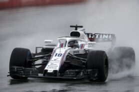 Last champ Villeneuve says Williams 'dead'
