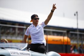 Vasseur plays down Vandoorne rumour