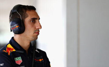 Red Bull recommends Buemi for Renault seat