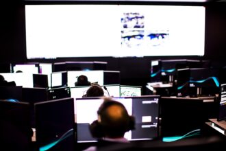 F1, Brackley, Mercedes-AMG Petronas Motorsport, Race Support Room
