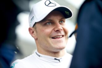フォーミュラワン - メルセデスAMGペトロナスモータースポーツ、日本語 GP 2018 ヴァッテッリボッタ