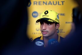 Sainz not expecting big McLaren boost in 2019