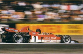Emerson Fittipaldi driving the Lotus 69 in England (1971)