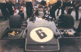 Emerson Fittipaldi driving the Lotus 72D in Italy (1972)