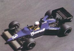 Tyrrell 015 driven by Martin Brundle at Monaco (1985)