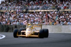 GP britannique Ayrton Senna piloté par Lotus 99T (1987)