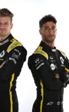 Ricciardo has no problem with Magnussen