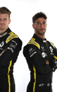 Renault: “Ah não, a calcinha é preta…?”
