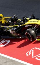 Abiteboul: Renault in fight with five teams