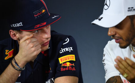 Johansson urges Manor to follow Haas approach