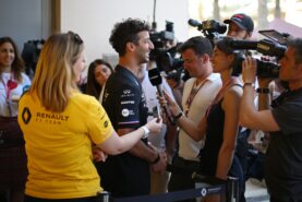 Daniel Ricciardo (AUS) Renault F1 Team with the media. Bahrain Grand Prix, Thursday 28th March 2019. Sakhir, Bahrain.