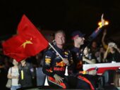 In the pitlane - Good night Vietnam