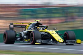 Nico Hulkenberg (GER) Renault F1 Team RS19. Chinese Grand Prix, Friday 12th April 2019. Shanghai, China.