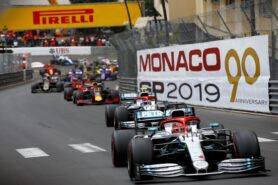 Wolff says 2019 clean sweep 'not realistic'