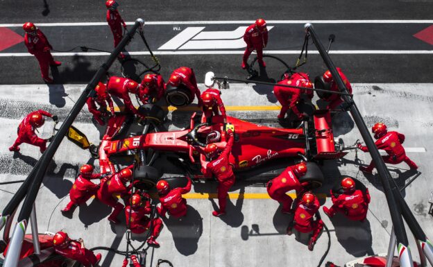 Formula 1 Pit Stops 1950 & Today 1 Binotto: Ferrari must improve pitstops