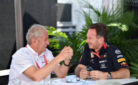 HD pictures 2013 Launch Toro Rosso STR8 F1 car
