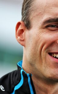 Williams admits struggling Kubica 'frustrated'
