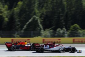 Zehnder: Raikkonen 'drives without instructions'