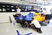 Sainz: Media 'exaggerating' McLaren car concept change