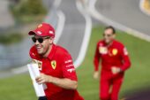 Ferrari insider thinks Vettel could stay in 2021