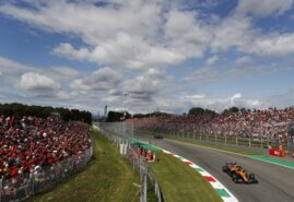 F1 to re-consider gravel for Parabolica