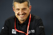 Haas admits talks with Kubica