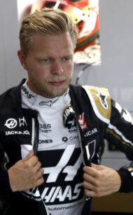 Глаза Магнуссена F1 будущее с «большими командами»