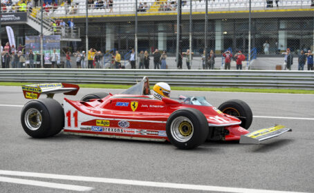 As 2013 season finally end Vettel feels 'sad'