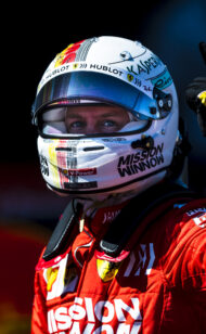 Boss: 2021 Ferrari deal 'in Vettel's hands'