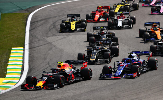 Albon: Honda engine now 'on par with Mercedes' 1 Albon: Honda engine now 'on par with Mercedes'