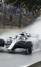 Ecclestone thinks Mercedes could quit F1
