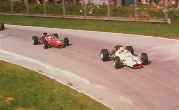 1967 Honda RA300 F1 Car - 3.0L V12 Engine Sound! 1 1967 Honda RA300 F1 Car - 3.0L V12 Engine Sound!