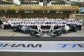 Mercedes says F1 quit reports 'simply wrong'