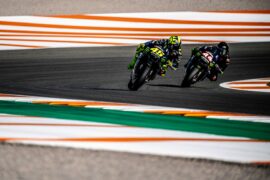 Wallpaper Pictures Hamilton & Rossi drive-swap in Valencia