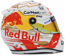 Verstappen 'tricked' Perez to keep F1 title lead