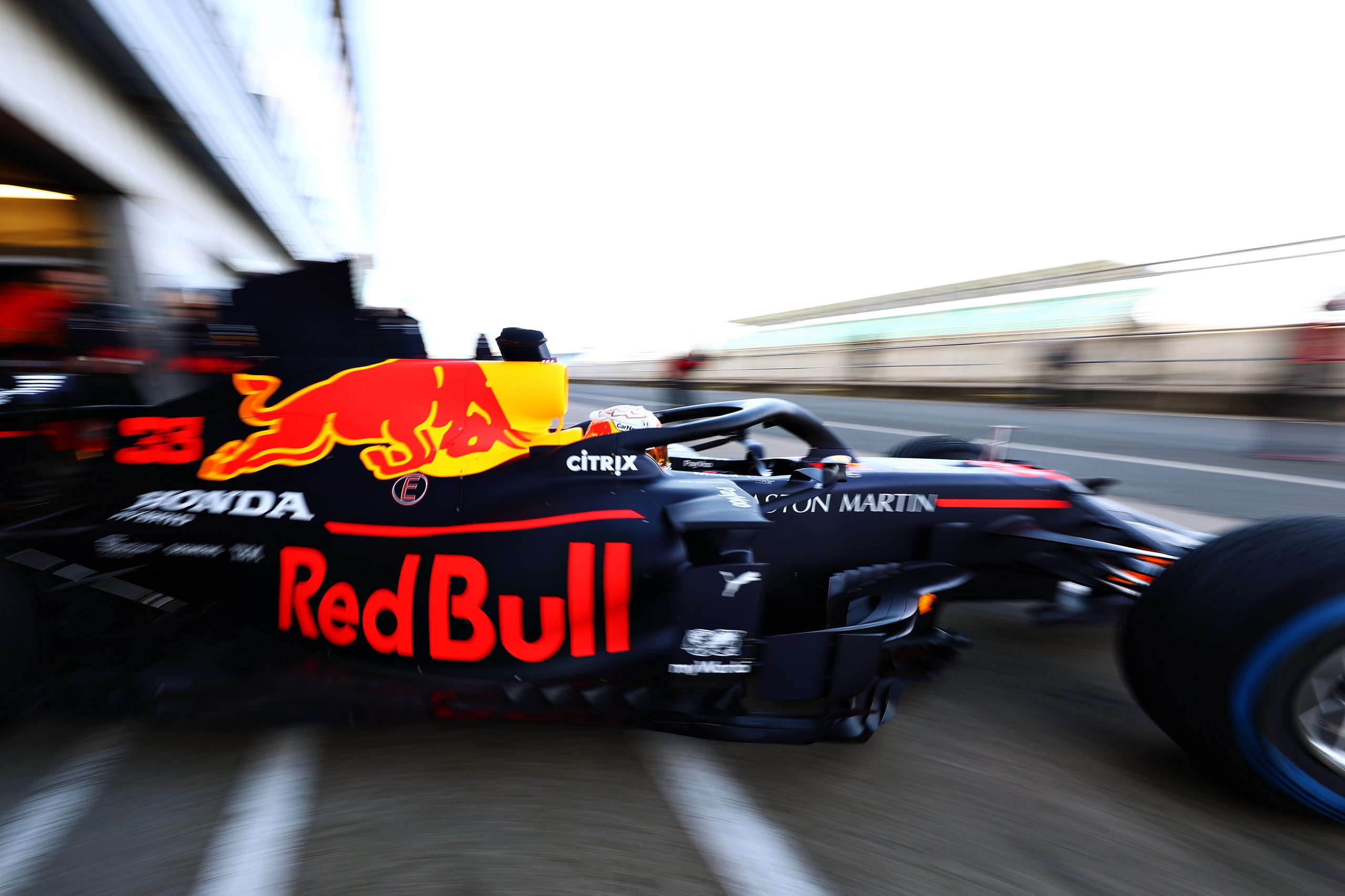 Red Bull Rb16 F1車の打ち上げ写真