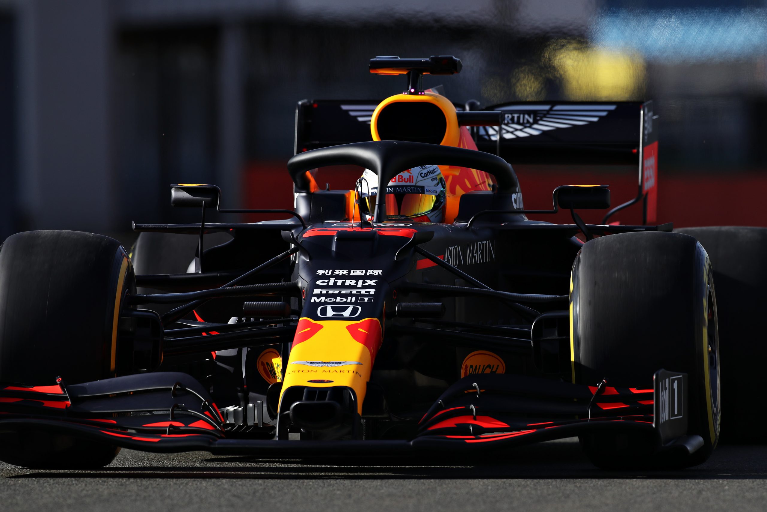 Red Bull Rb16 F1車の打ち上げ写真