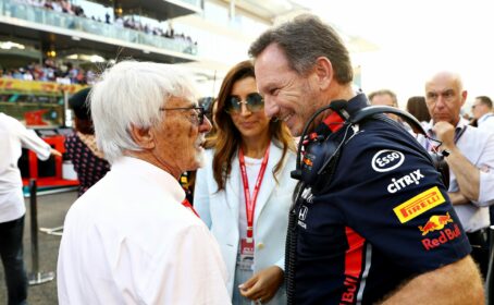 HD 사진 2013 출시 Red Bull RB9 F1 자동차