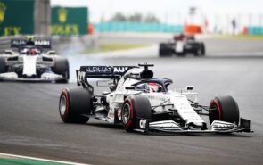 Daniil Kvyat driving the AlphaTauri AT01 at the Hungaroring (2020)