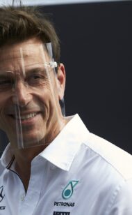 Wolff suggests Mercedes seat unlikely for Vettel