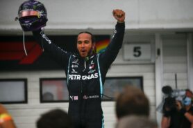 Wolff says new Hamilton deal for three seasons unlikely