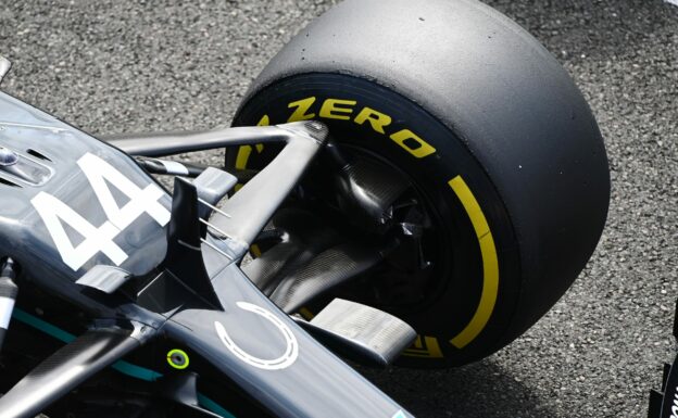 Hamilton: F1 must 'pressure' Pirelli for better tyres 1 Hamilton: F1 must 'pressure' Pirelli for better tyres